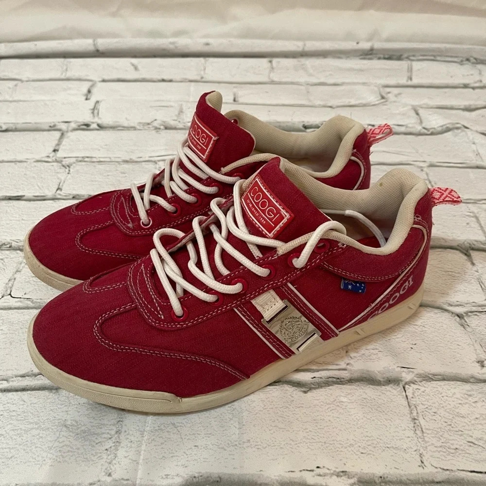 Men’s COOGI red chambray sneakers Sz 1